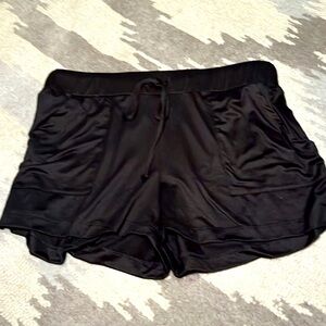 NWT Olivia Rae sleepwear black super soft, sleep, shorts, size large
